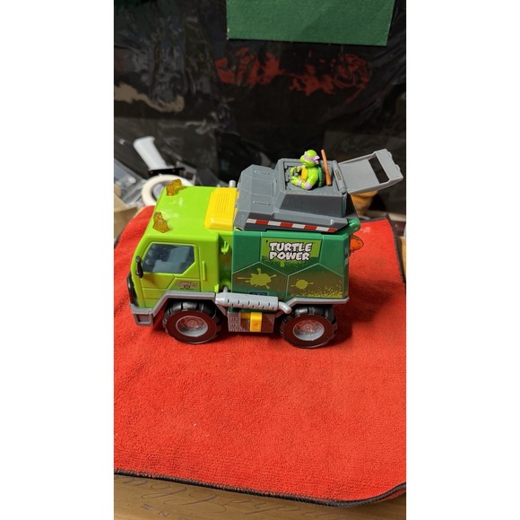 TMNT Turtle Power Vehicle Truck w/ Donatello Figure - Green/Gray - Toy - Picture 3 of 10